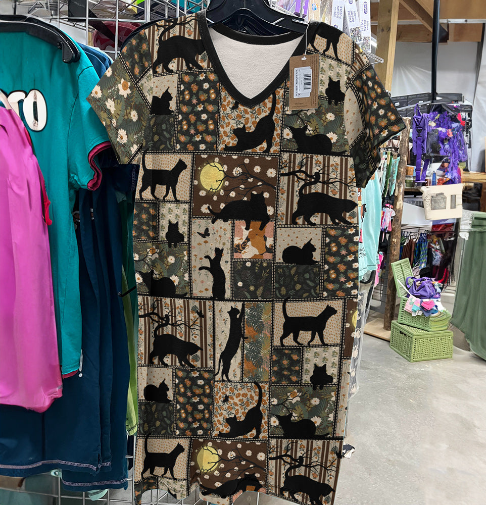 Cat Lover V-neck Nightshirt Beauty Of Night