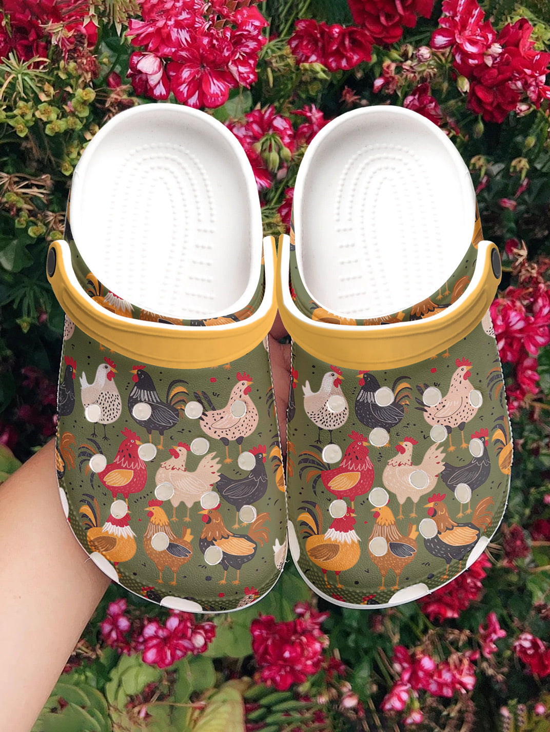 Chicken Graphic Clogs Vintage Backyard