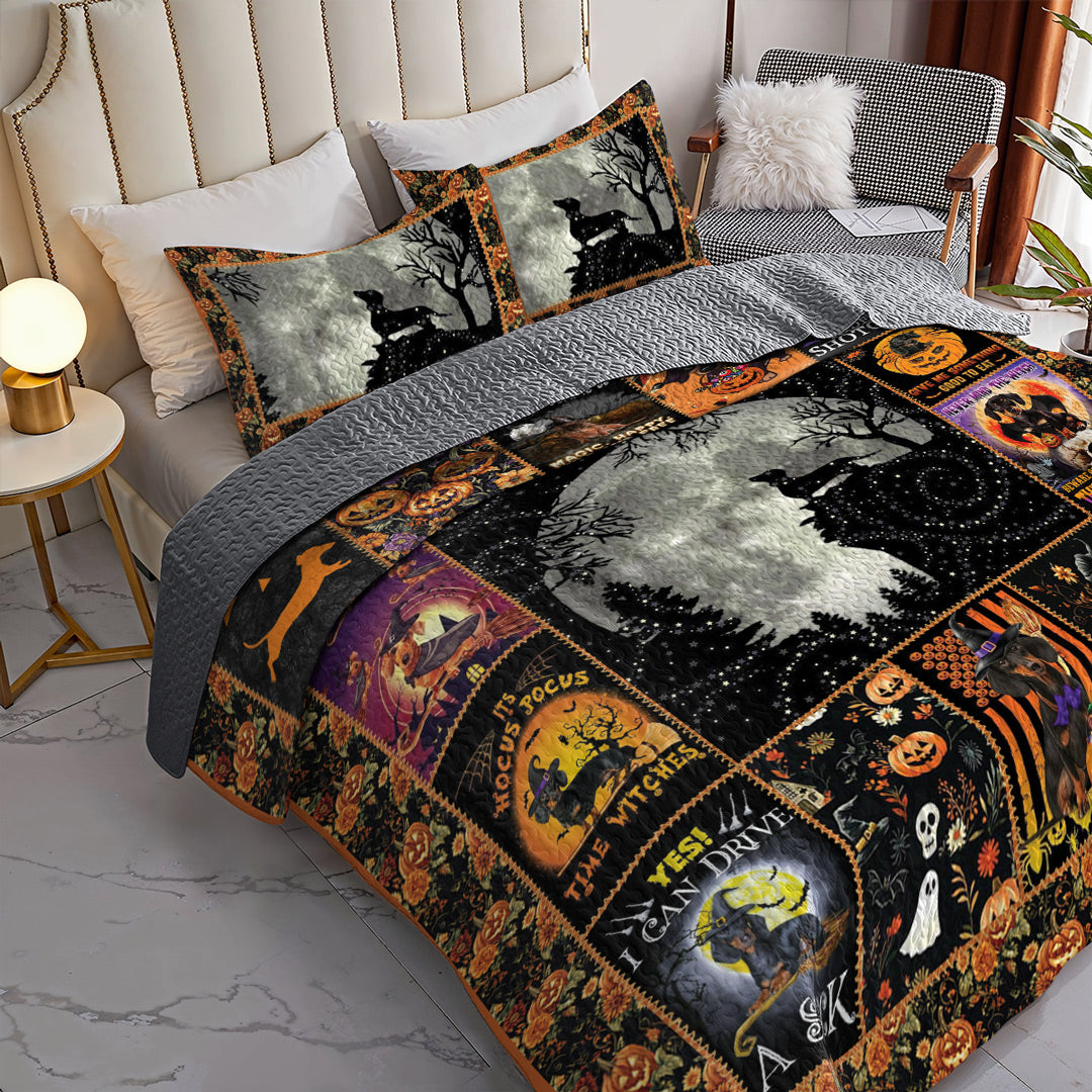 Dachshund All Season Quilt 3-Piece Set The Dachshund Witch