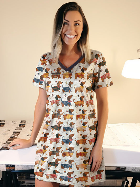Dachshund V-neck Nightshirt Retro Pup