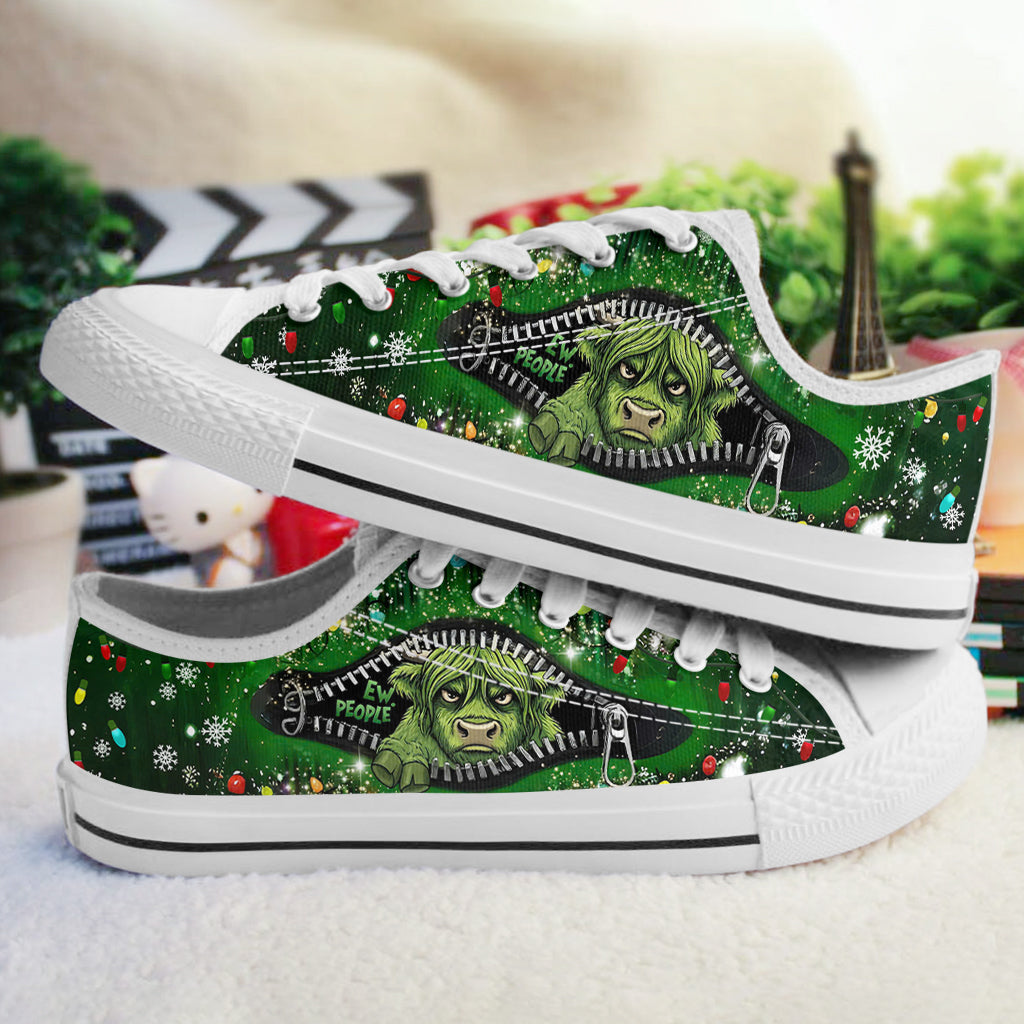 Highland Cow Women's Low Top Shoes Ew People