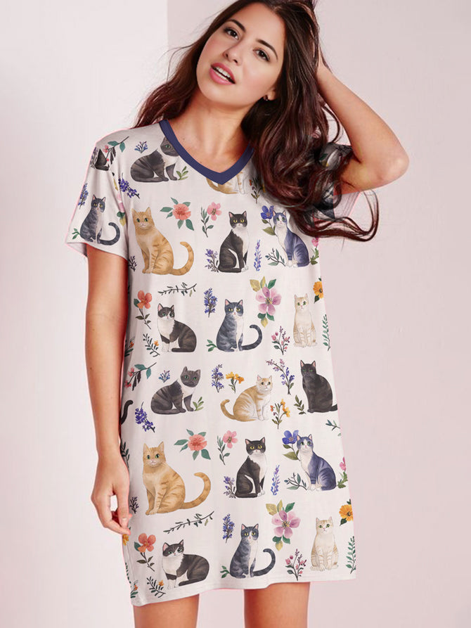 Cat Lover V-neck Nightshirt Floral Dreams
