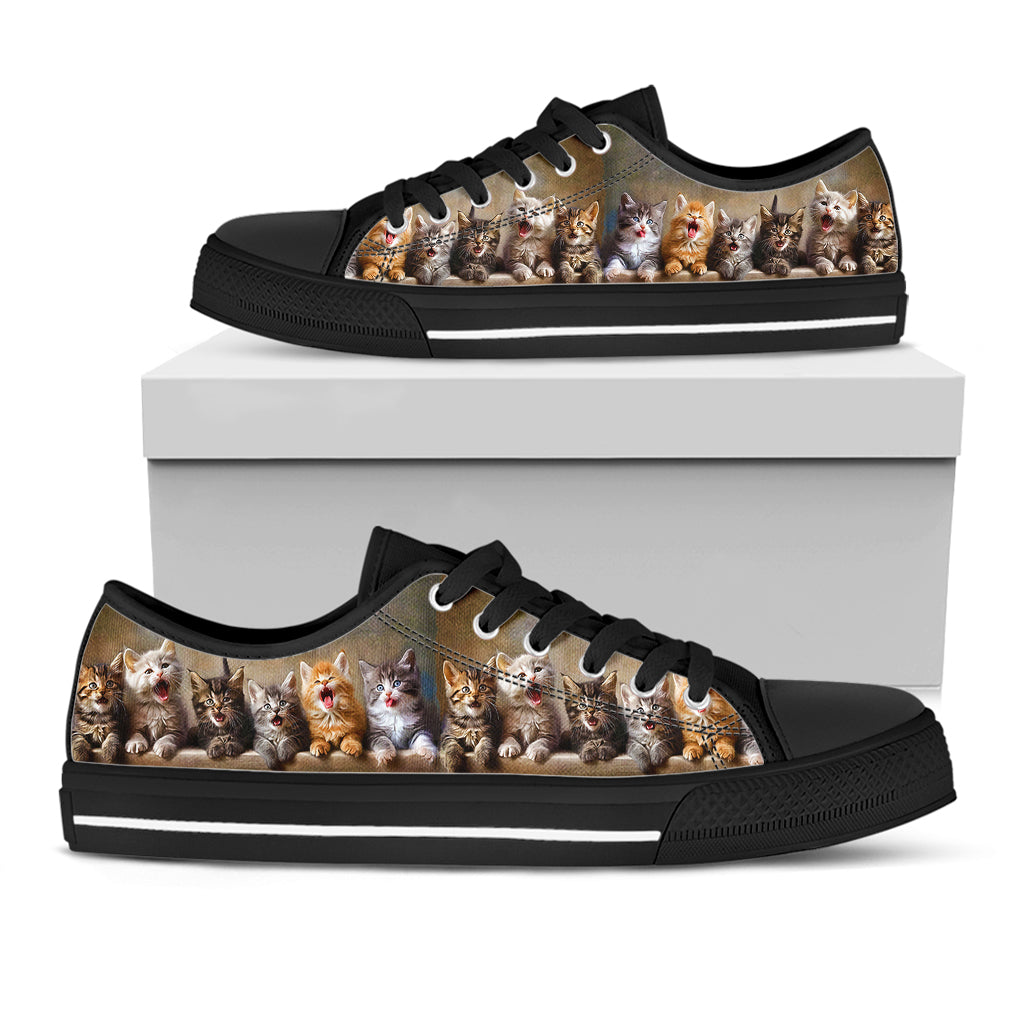 Cat Women's Low Top Shoes Frisky Kitties