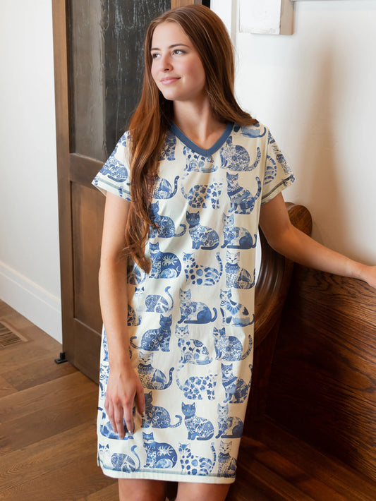 Cat Lover V-neck Nightshirt Harmony In Blue