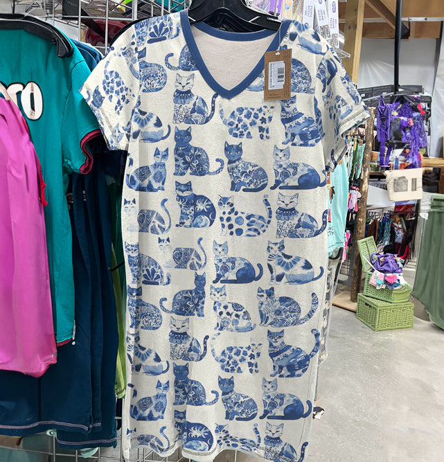 Cat Lover V-neck Nightshirt Harmony In Blue