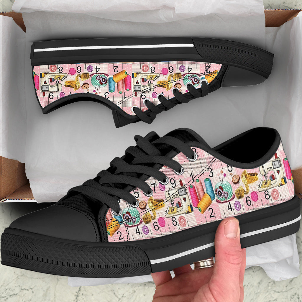 Sewing Lover Women's Low Top Shoes It's Sew Time