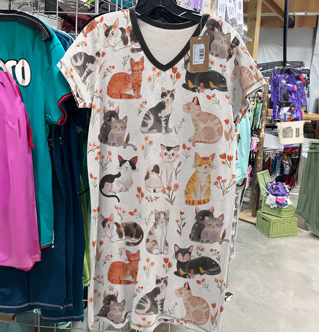 Cat Lover V-neck Nightshirt Petal Paws