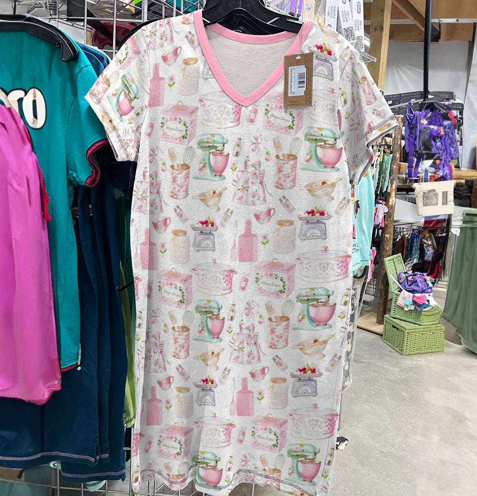 Baking V-neck Nightshirt Pink Pastry Paradise