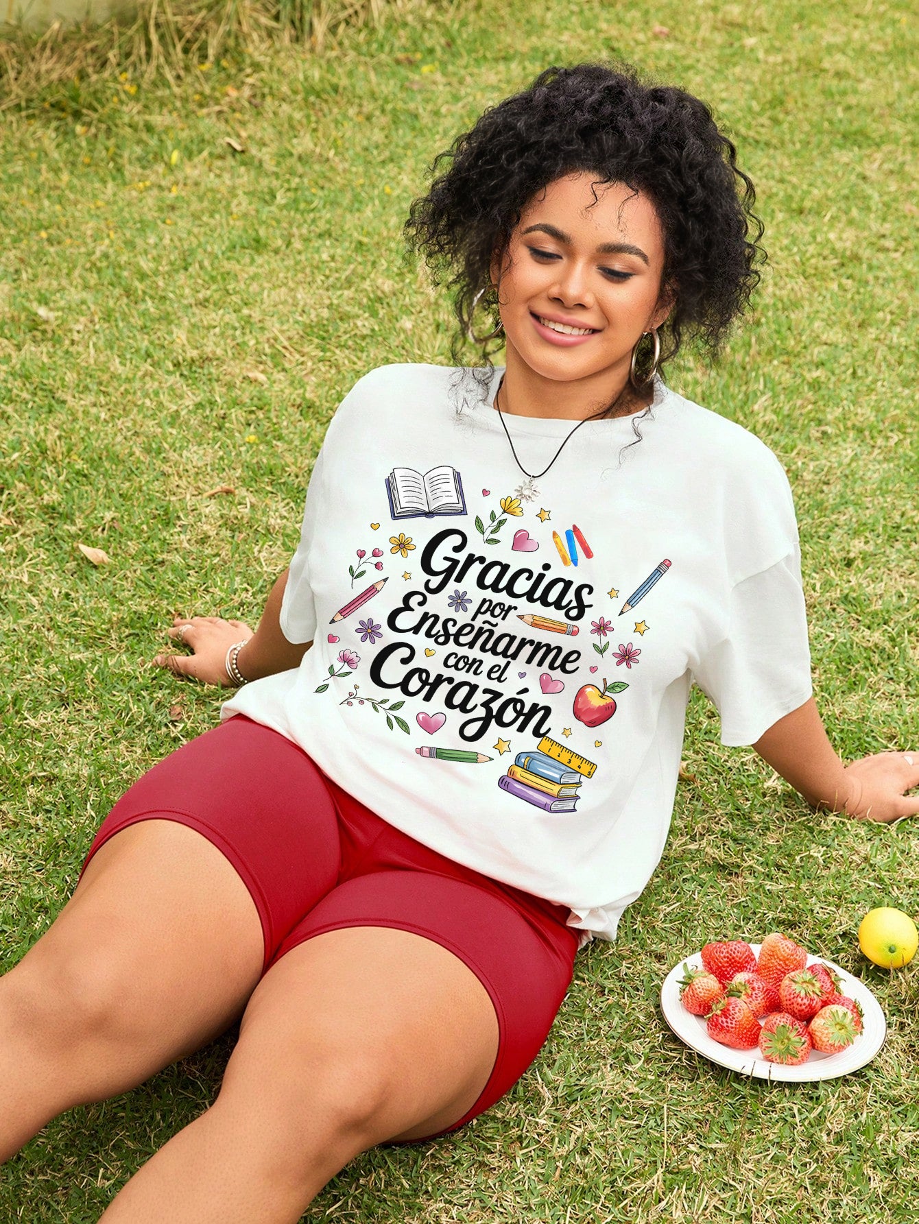 Spanish Teacher Graphic Tee Gracias Maestra