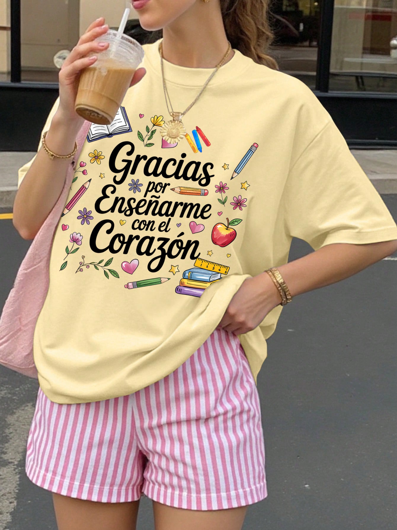 Spanish Teacher Graphic Tee Gracias Maestra