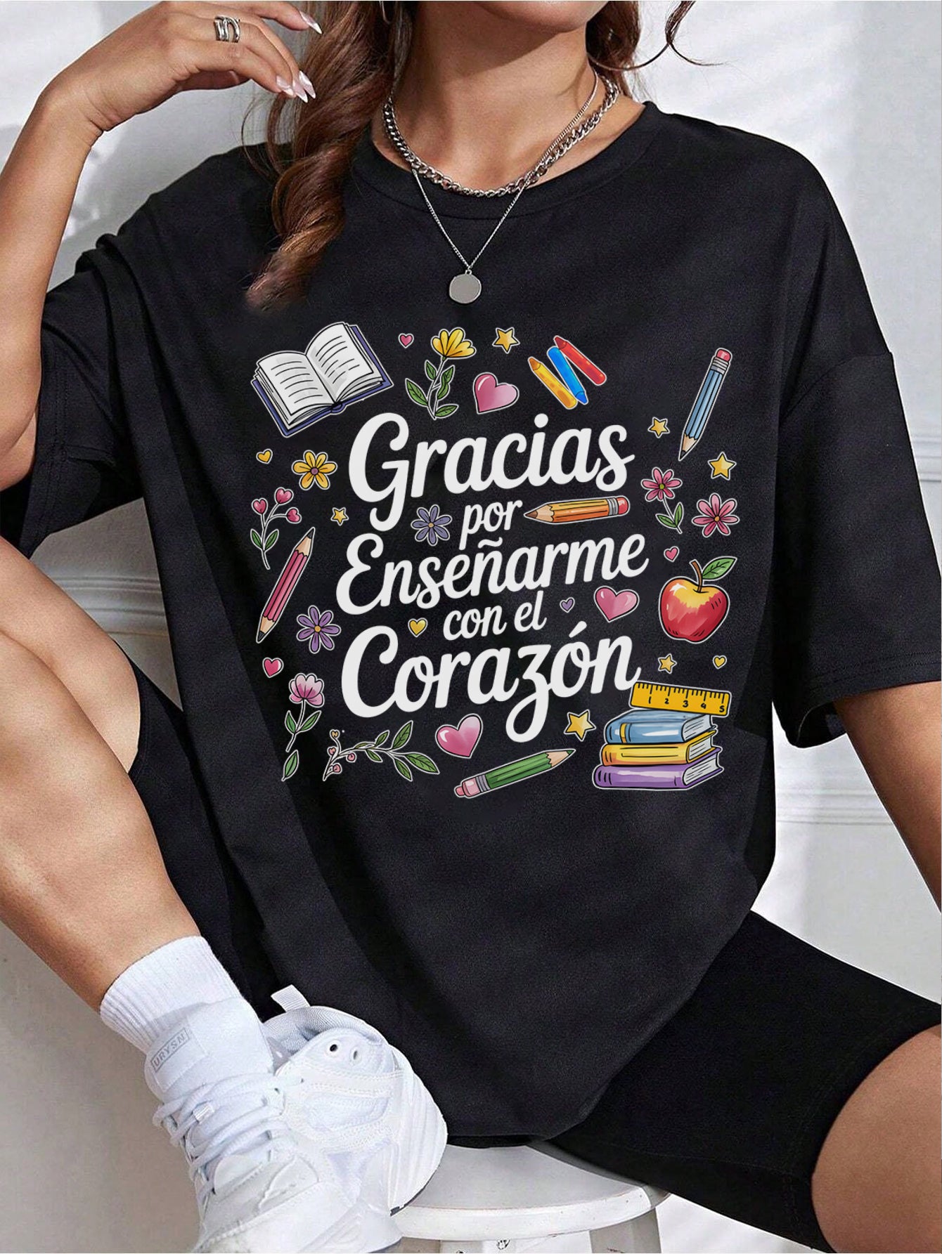 Spanish Teacher Graphic Tee Gracias Maestra