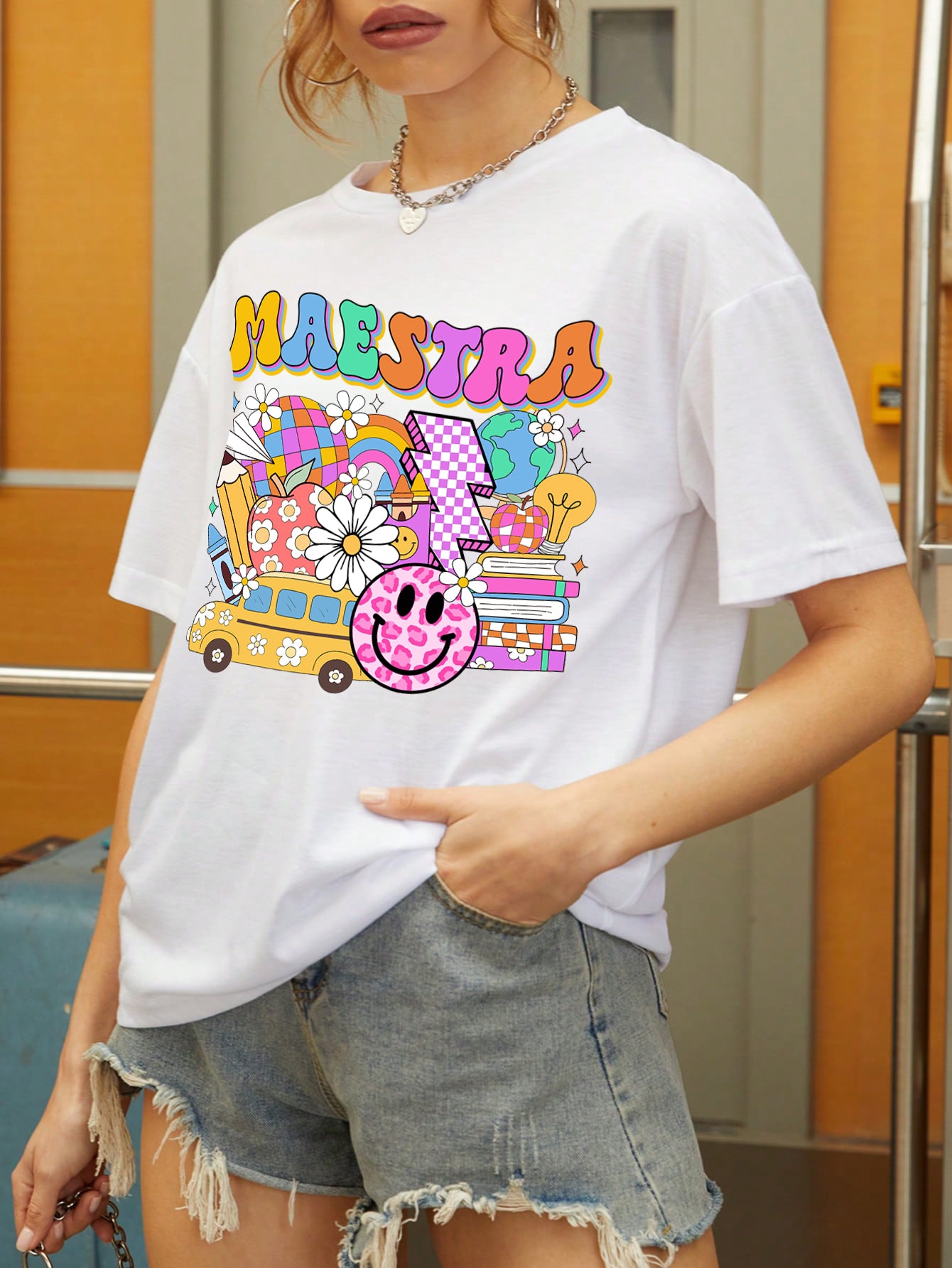Spanish Teacher Graphic Tee Retro Maestra