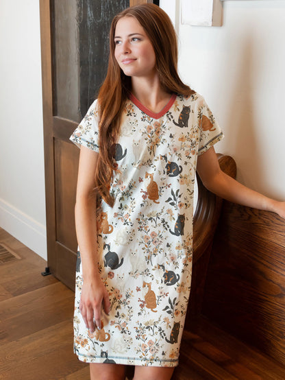 Cat Lover V-neck Nightshirt Amber Blossom