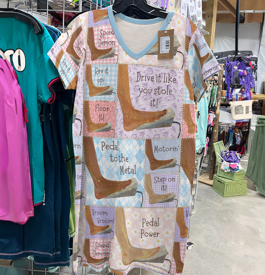 Sewing Lover V-neck Nightshirt Barefoot Driver