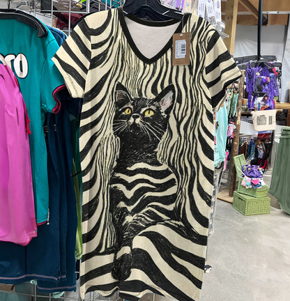 Cat Lover V-neck Nightshirt Dreamy Stripes
