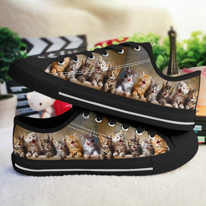 Cat Women's Low Top Shoes Frisky Kitties
