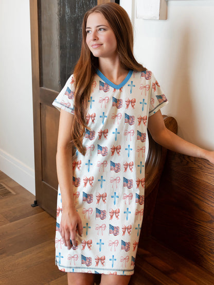 Christian V-neck Nightshirt Happy 4th