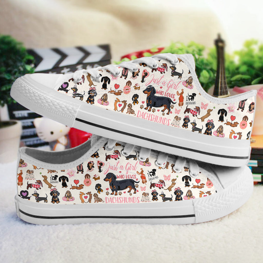 Dachshund Women's Low Top Shoes Just A Girl Who Loves Dachshunds