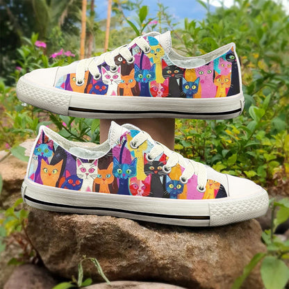 Cat Women's Low Top Shoes Meowtropolis