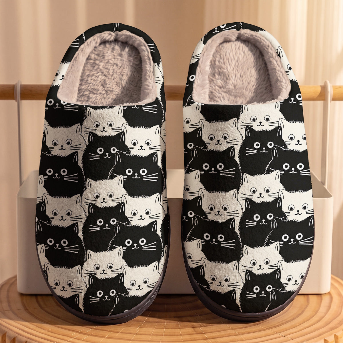Cat Lovers Fleece Lined Slippers Purrfect Contrast