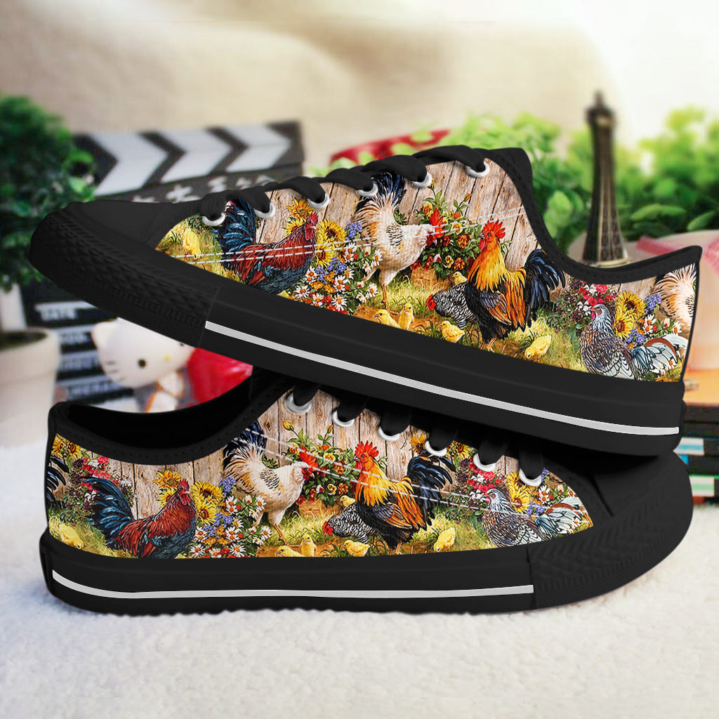 Chicken Women's Low Top Shoes Rustic Roamers