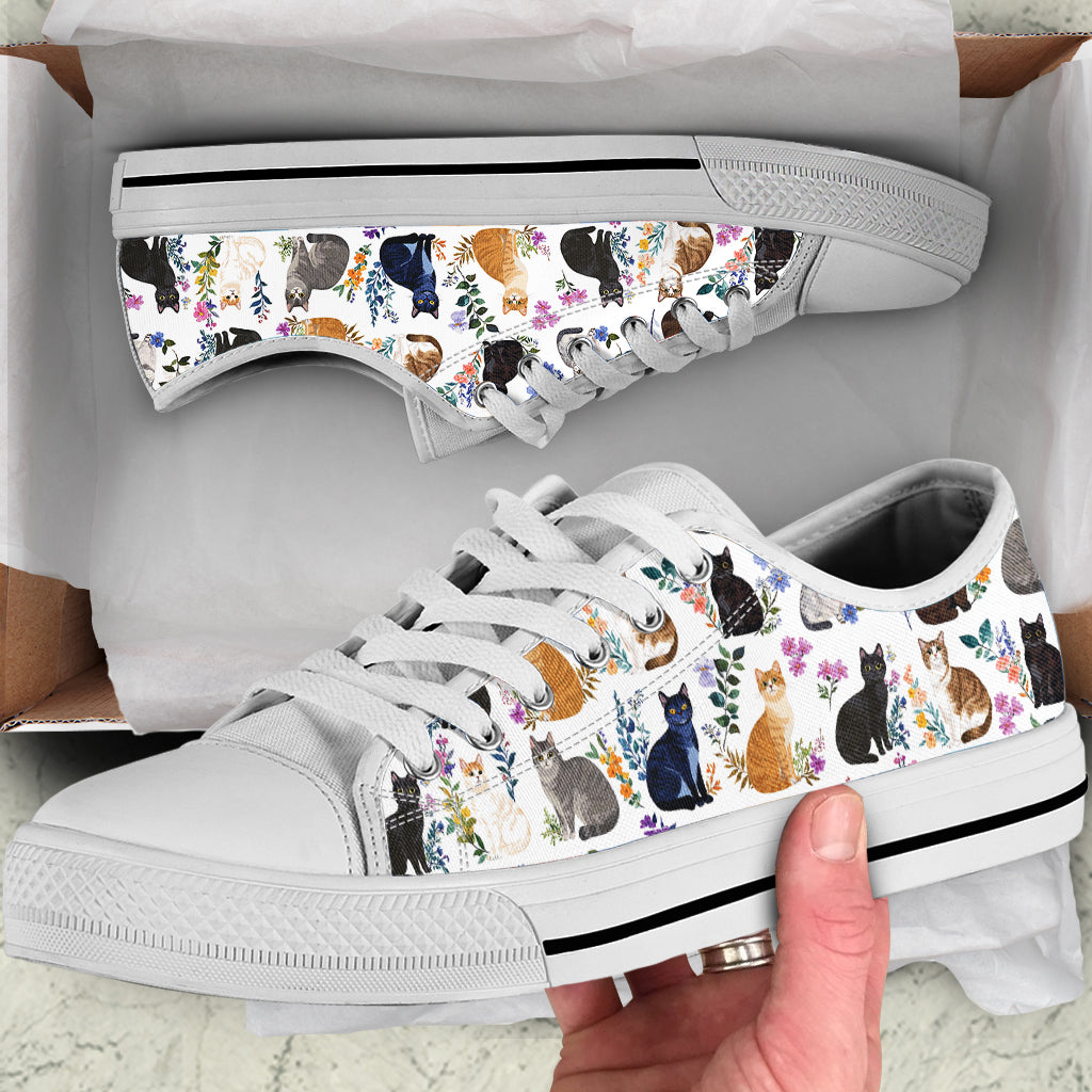 Cat Women's Low Top Shoes Charming Floral Cats
